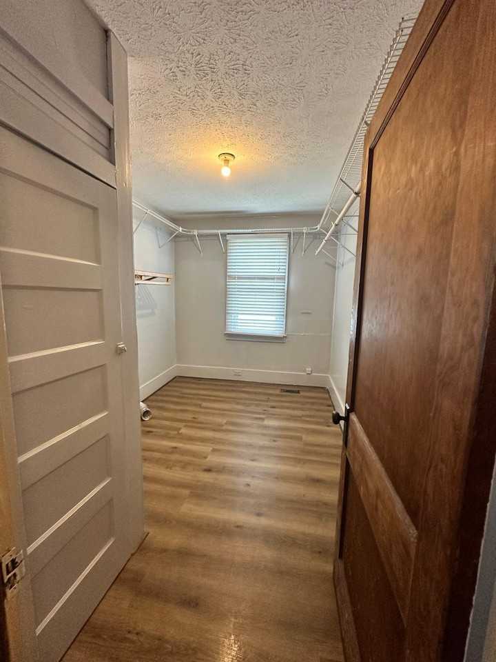 584 Old Corbin Pike Rd - Photo 6 of 13