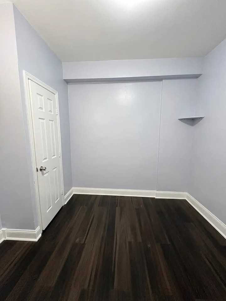 557 Ocean Ave #4 - Photo 5 of 8