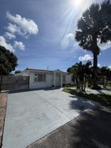 4730 Ne 3rd Ave #NA - Photo 1 of 1