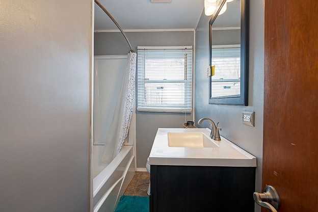 739 Rosemont Ave #NA - Photo 5 of 19