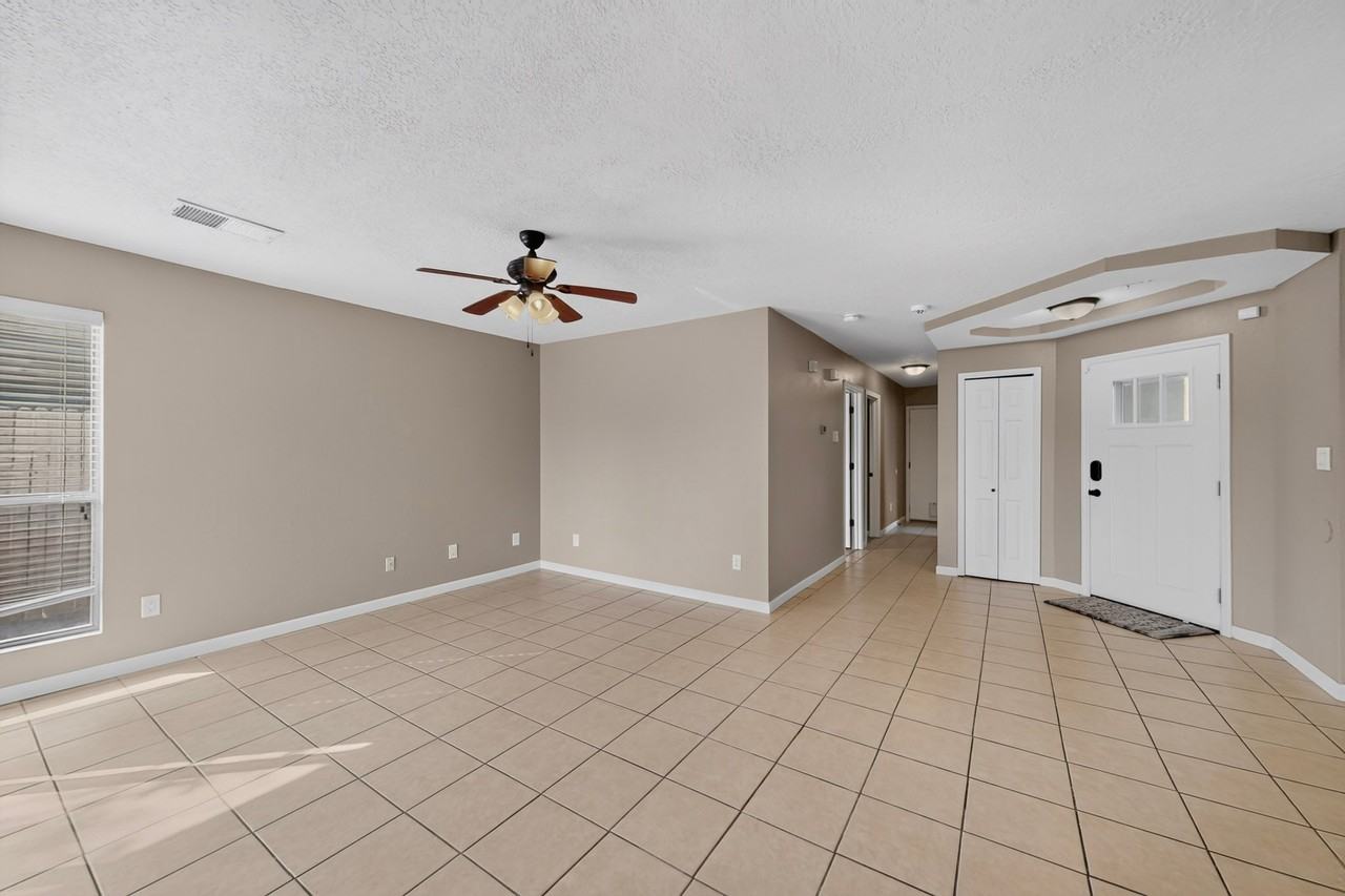 1598 Perma Dr Ne #NA - Photo 4 of 41