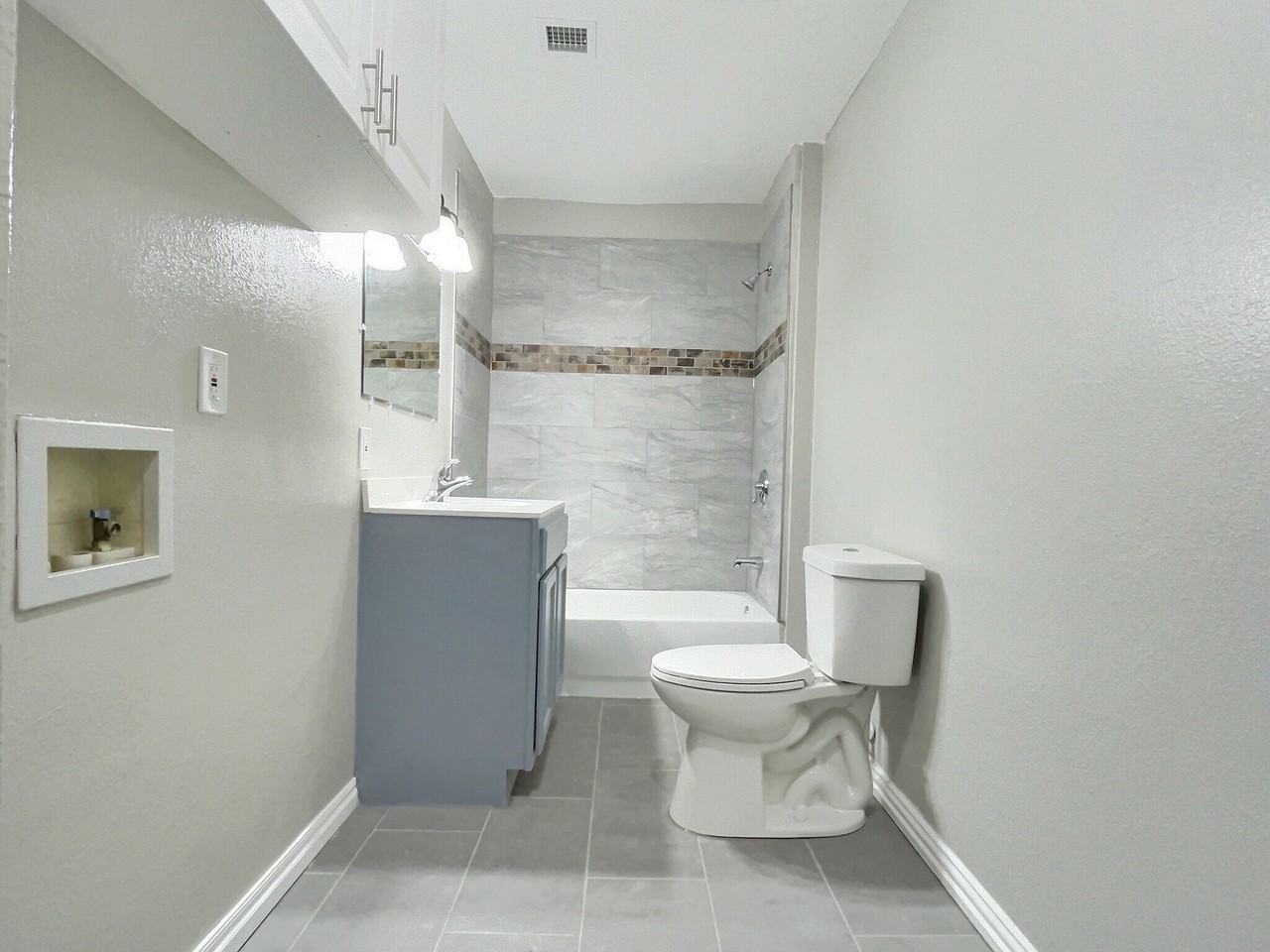49 N Xanthus Ave #NA - Photo 2 of 7