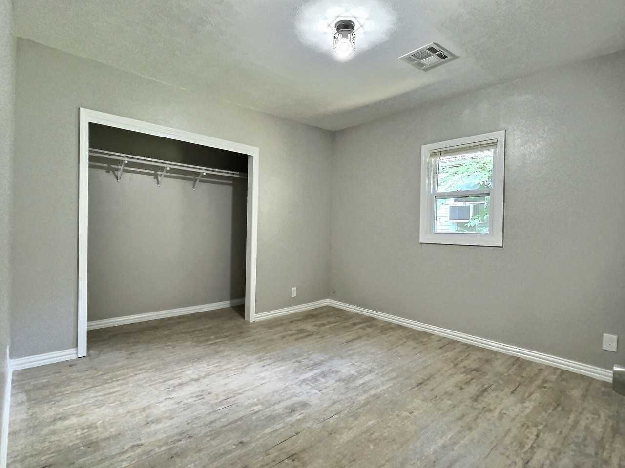49 N Xanthus Ave #NA - Photo 4 of 7