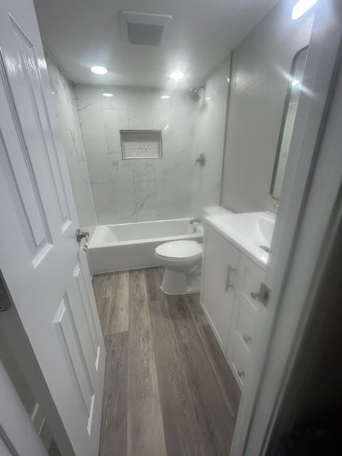 212 Oakwood Ln #NA - Photo 3 of 13
