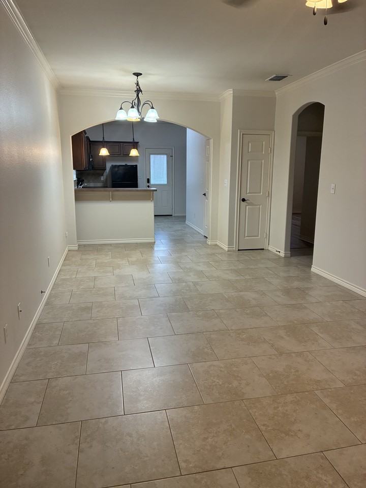 1609 Stanley Dr #100 - Photo 2 of 9