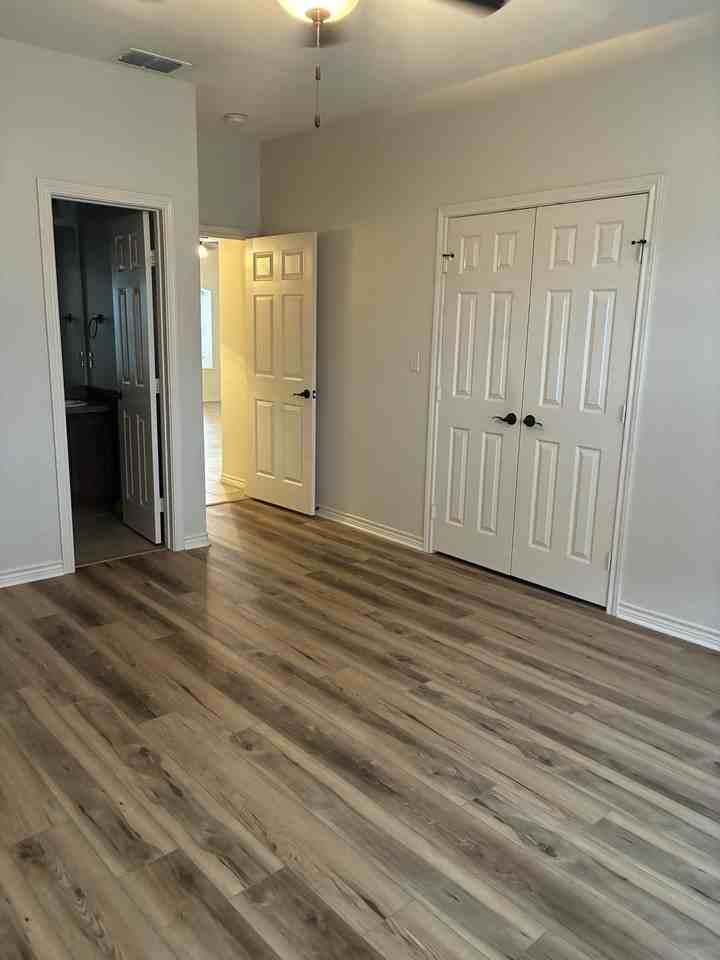 1609 Stanley Dr #100 - Photo 4 of 9