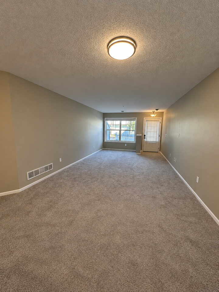 3384 White Pine Way #NA - Photo 3 of 25