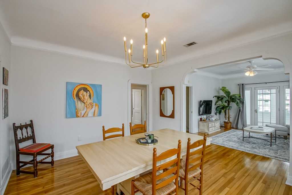 3717 Nashville Ave - Photo 3 of 20