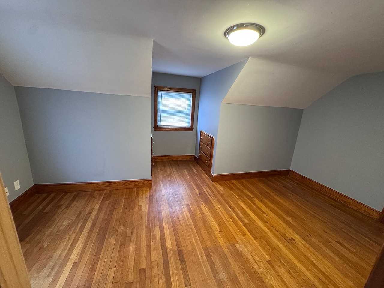 399 Concord St #2 - Photo 5 of 10