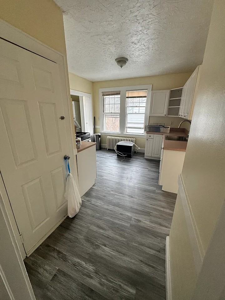 164 Hodge Ave #166 - Photo 2 of 15