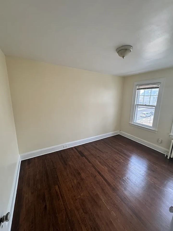 164 Hodge Ave #166 - Photo 3 of 15
