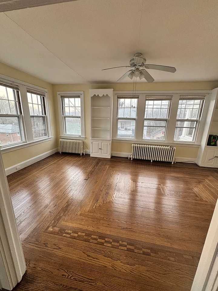 164 Hodge Ave #166 - Photo 5 of 15
