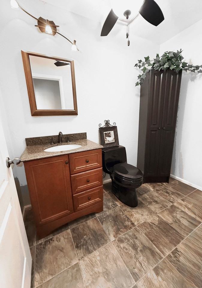 1504 E Leslie Ave #NA - Photo 7 of 14