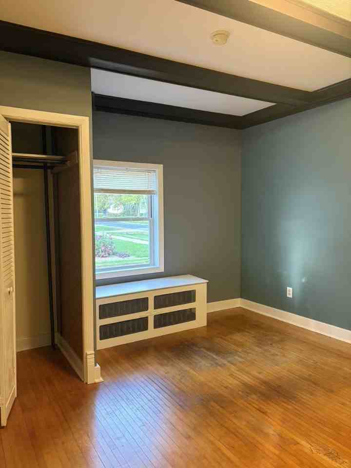 1108 S Cherry Ave - Photo 7 of 10