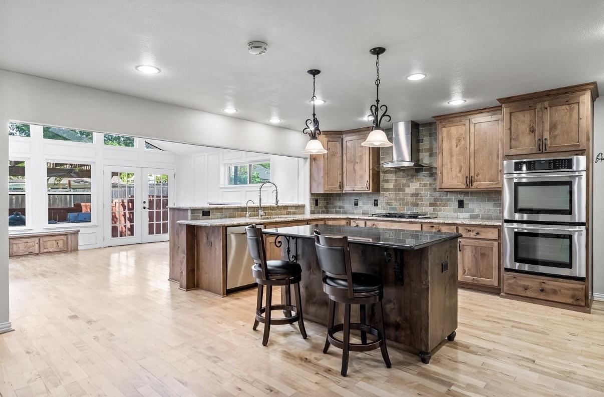 6615 Hunters Ridge Dr #NA - Photo 6 of 11