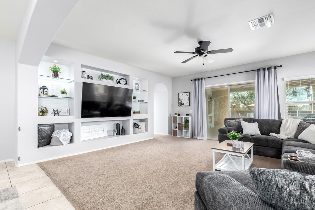 5469 W Montebello Way #NA - Photo 7 of 17