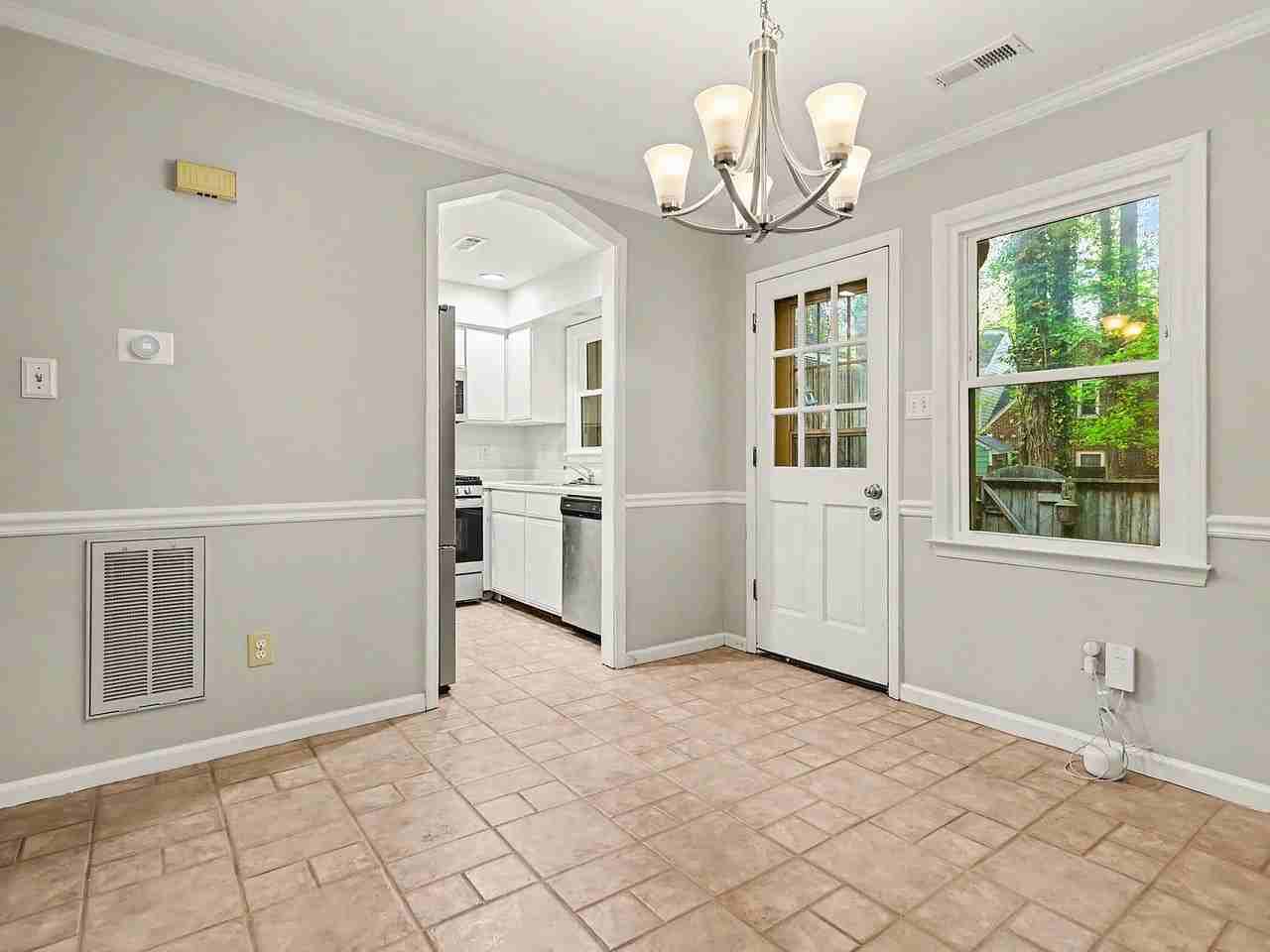 5645 Hamstead Xing #5645 - Photo 5 of 24