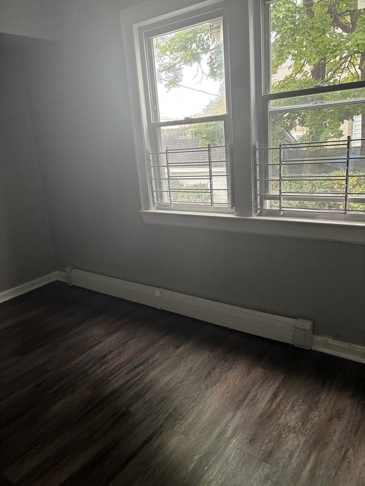 245 Smith St #NA - Photo 2 of 6