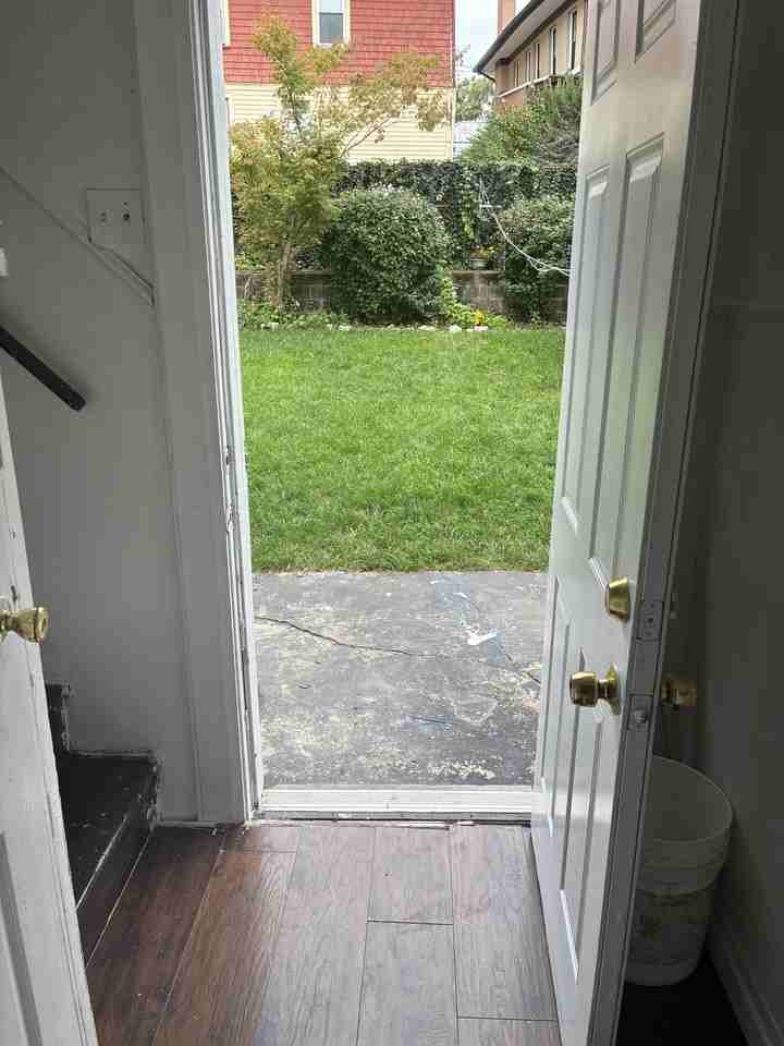 245 Smith St #NA - Photo 5 of 6