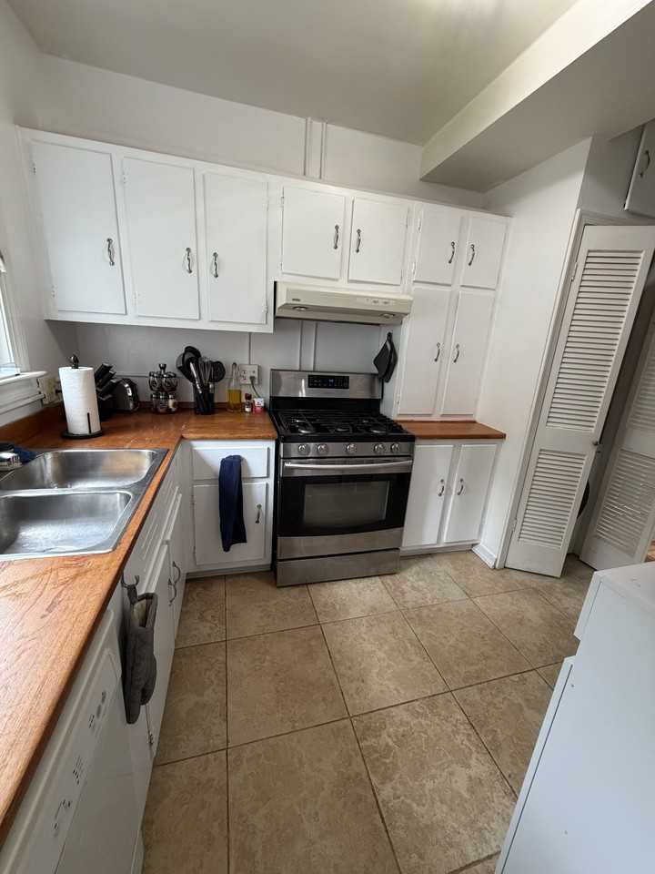 3439 Martha Custis Dr - Photo 5 of 16
