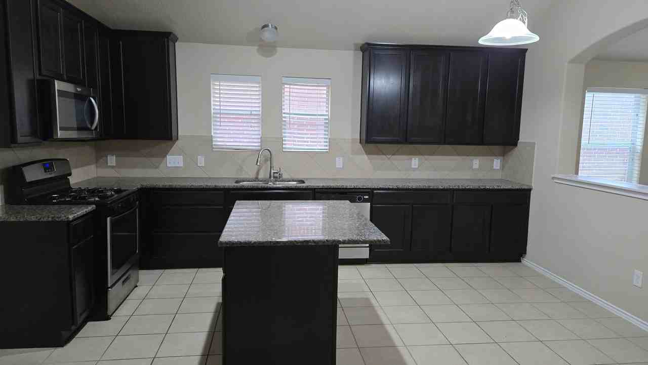 11915 Harristown Dr #NA - Photo 5 of 15