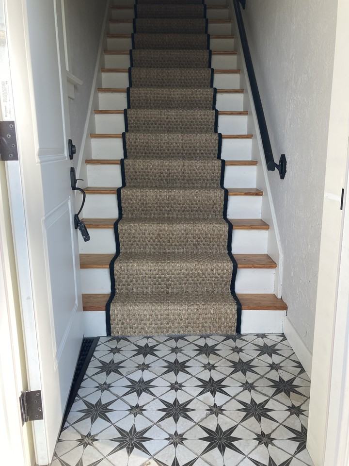 6042 Northwest Blvd - Photo 2 of 19