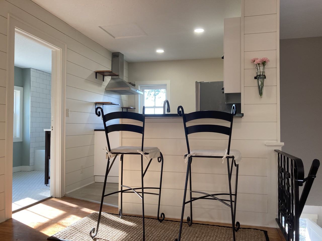6042 Northwest Blvd - Photo 3 of 19