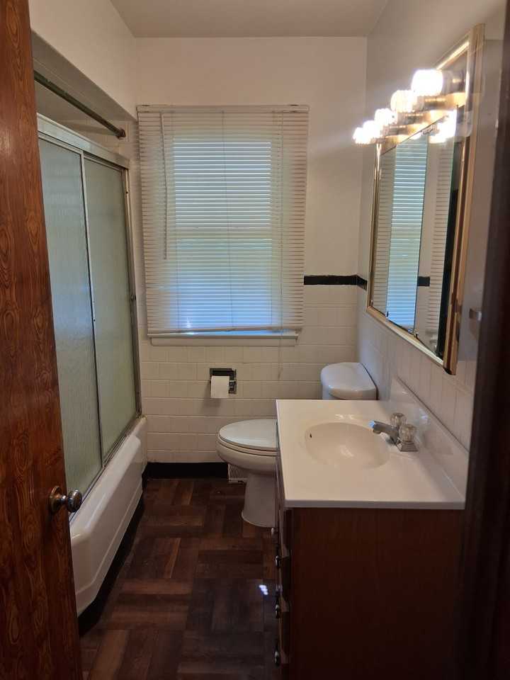 1164 Wyley Ave #NA - Photo 6 of 11