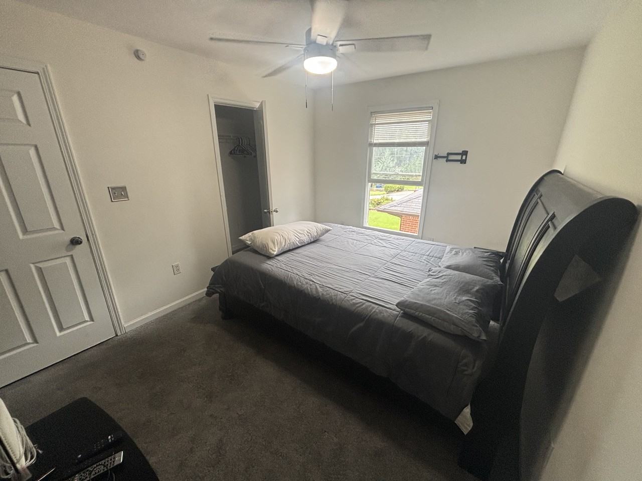 566 Cedar Ave Nw #NA - Photo 4 of 16