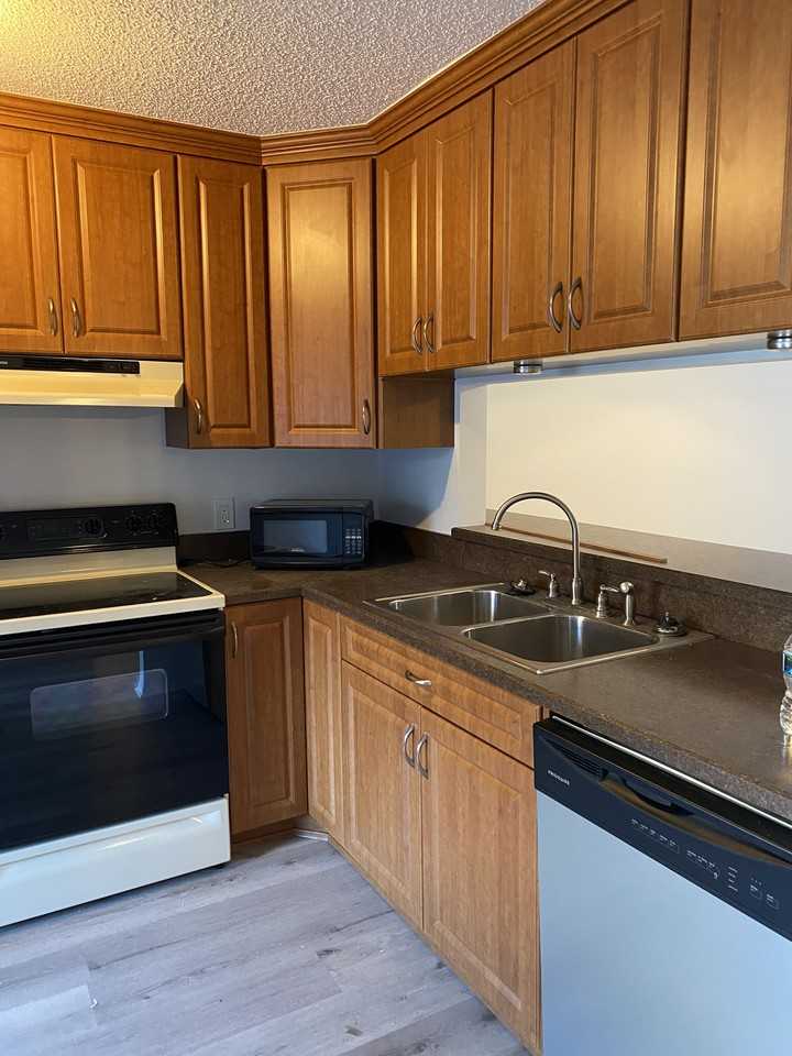 344 Bay Pl #NA - Photo 4 of 15