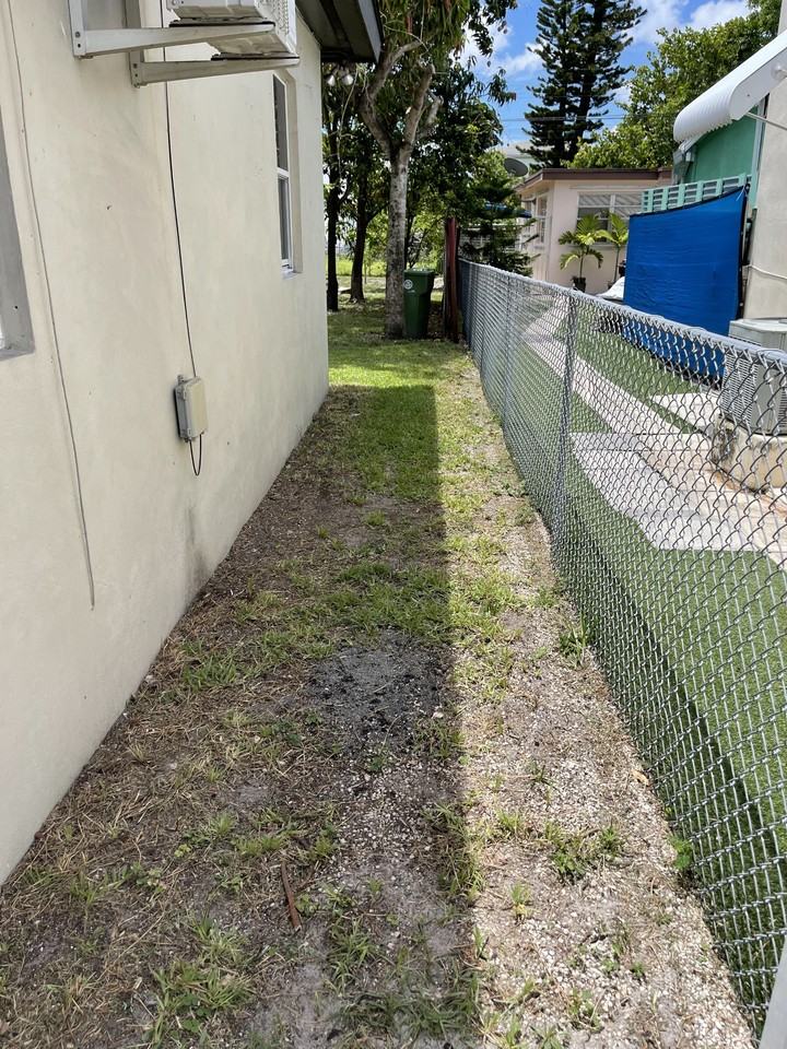 348 E 15th St #NA - Photo 2 of 12