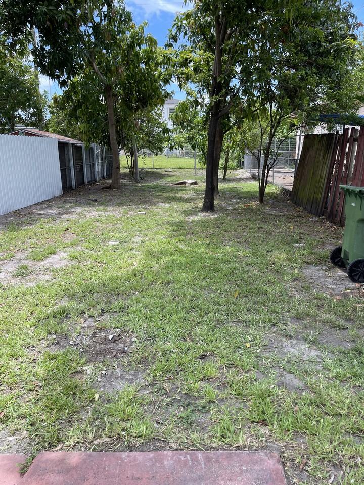 348 E 15th St #NA - Photo 3 of 12
