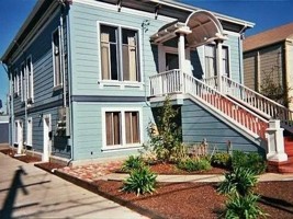 featured image of 611 Santa Clara Ave #C