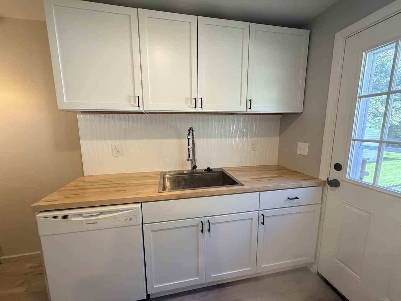 14006 Seneca Ct #14006 - Photo 3 of 15