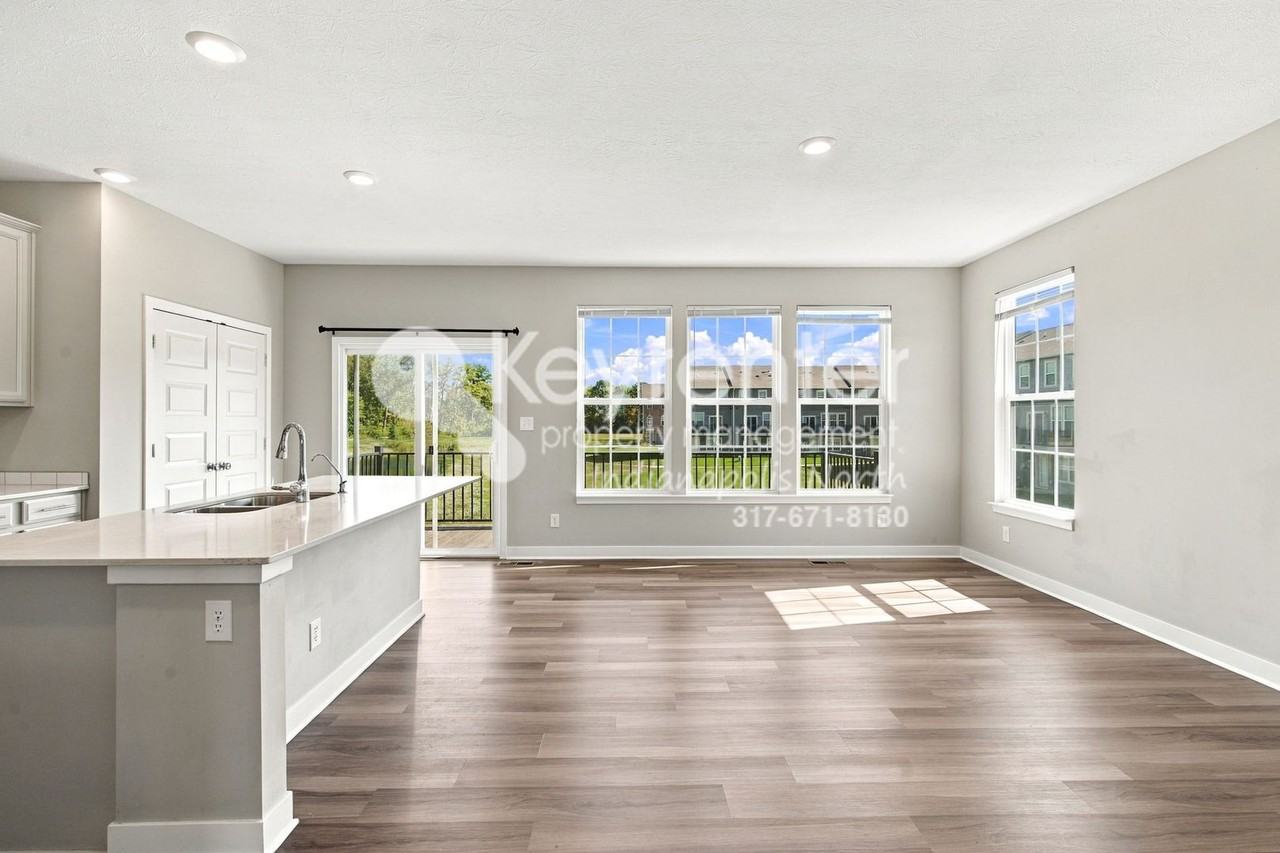 17375 Lillian St - Photo 4 of 17