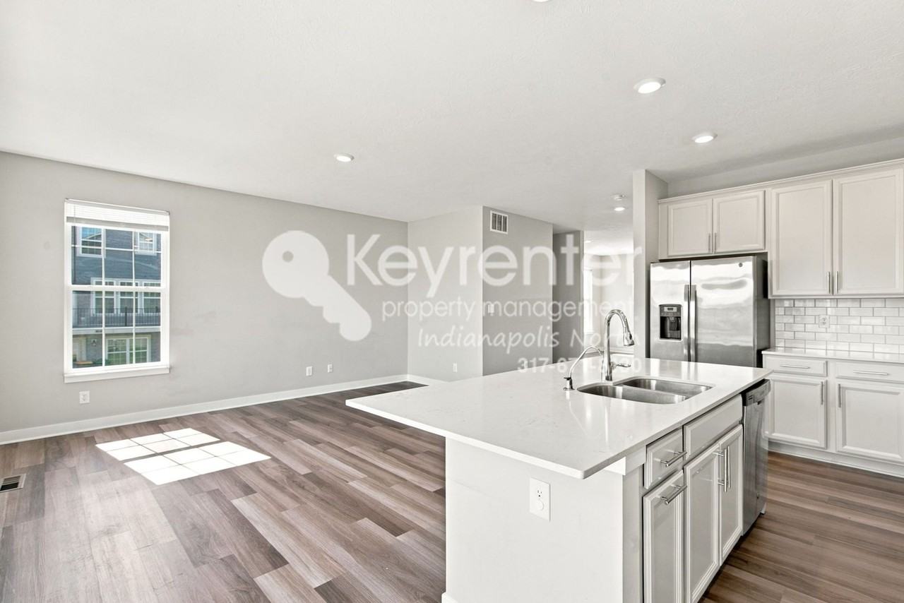 17375 Lillian St - Photo 6 of 17