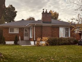1712 Gage Cres - Photo 1 of 1