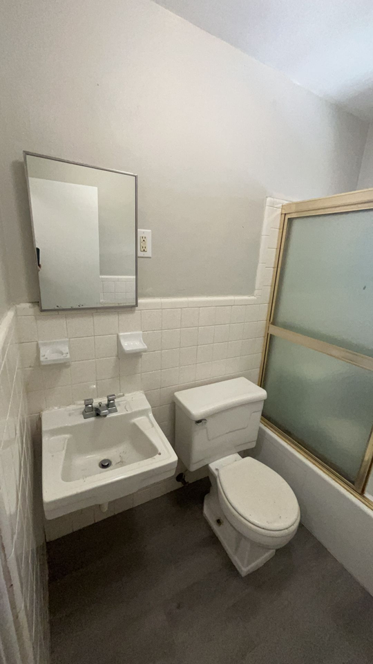 417 Burbank Ave - Photo 6 of 7