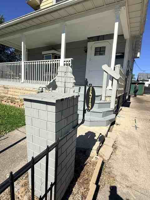 1519 Vinal St - Photo 3 of 29