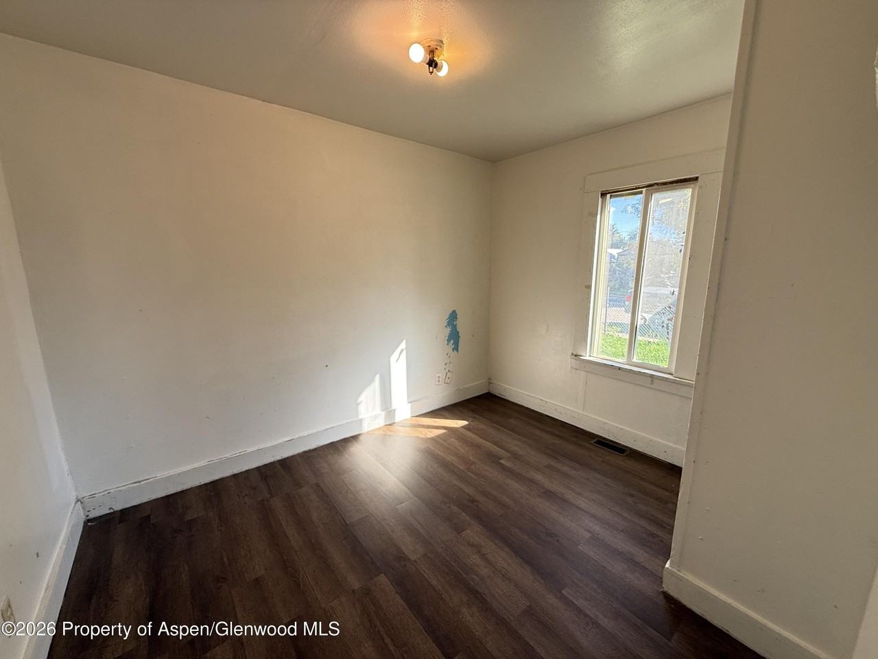 652 Tucker St - Photo 3 of 15