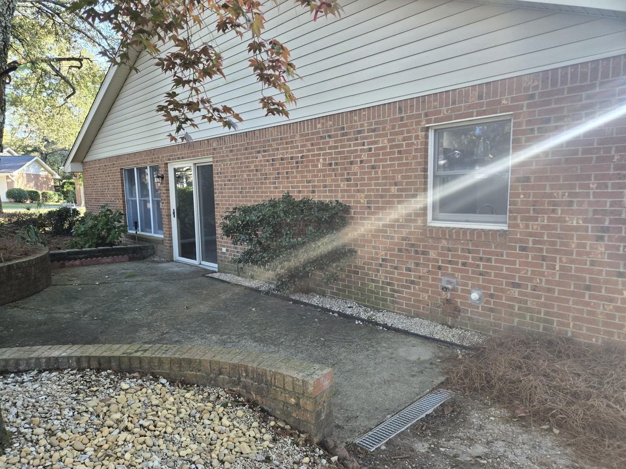 805 Oak Pl - Photo 4 of 34