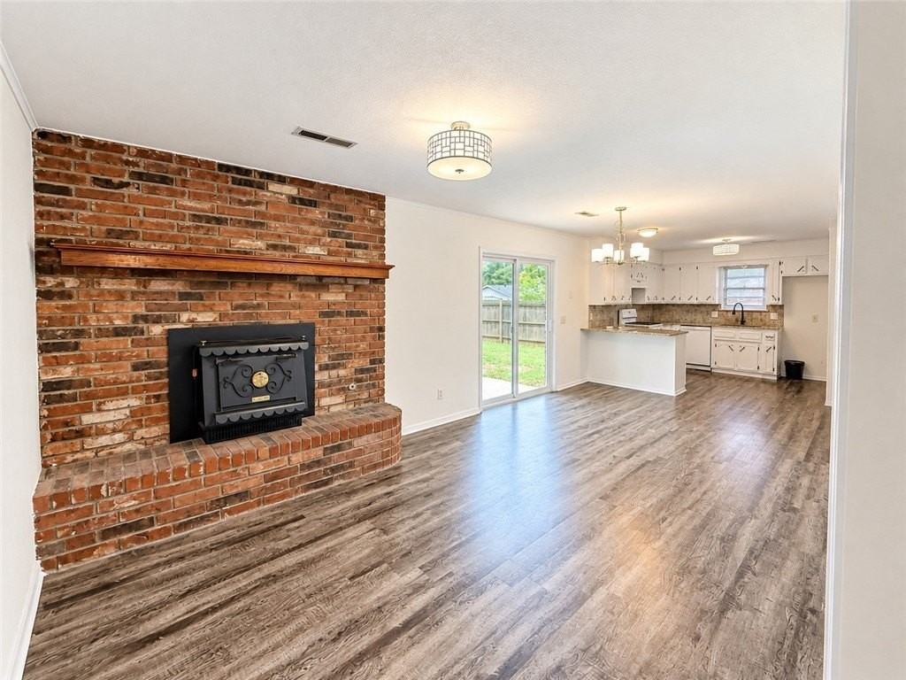 3503 Edward Ave - Photo 3 of 11
