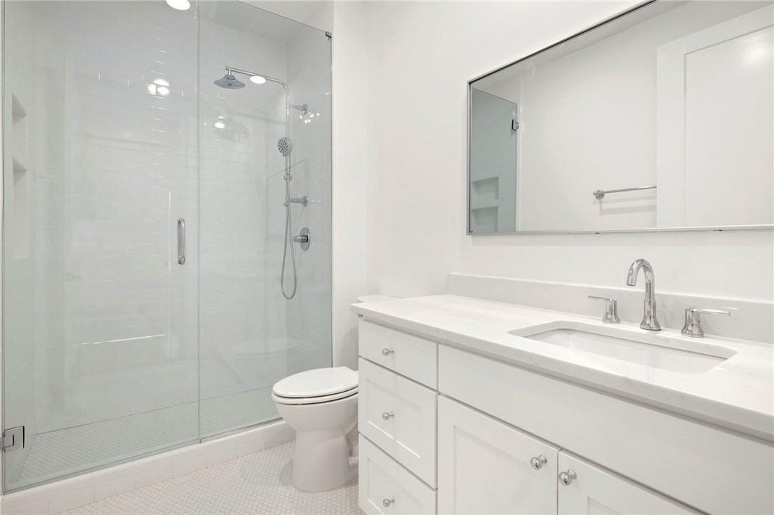 4615 S 47th St - Photo 7 of 19