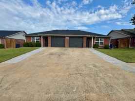 3406 Sw Landau Ct #1 - Photo 1 of 1
