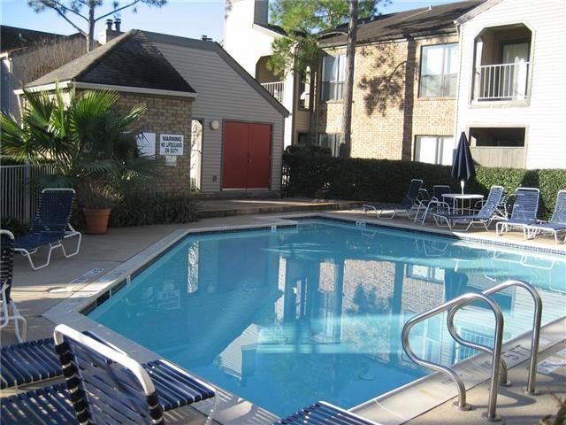 2025 Augusta Dr - Photo 6 of 12