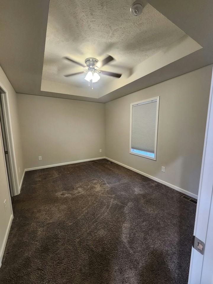 607 7th Ave N #1 - Photo 6 of 10