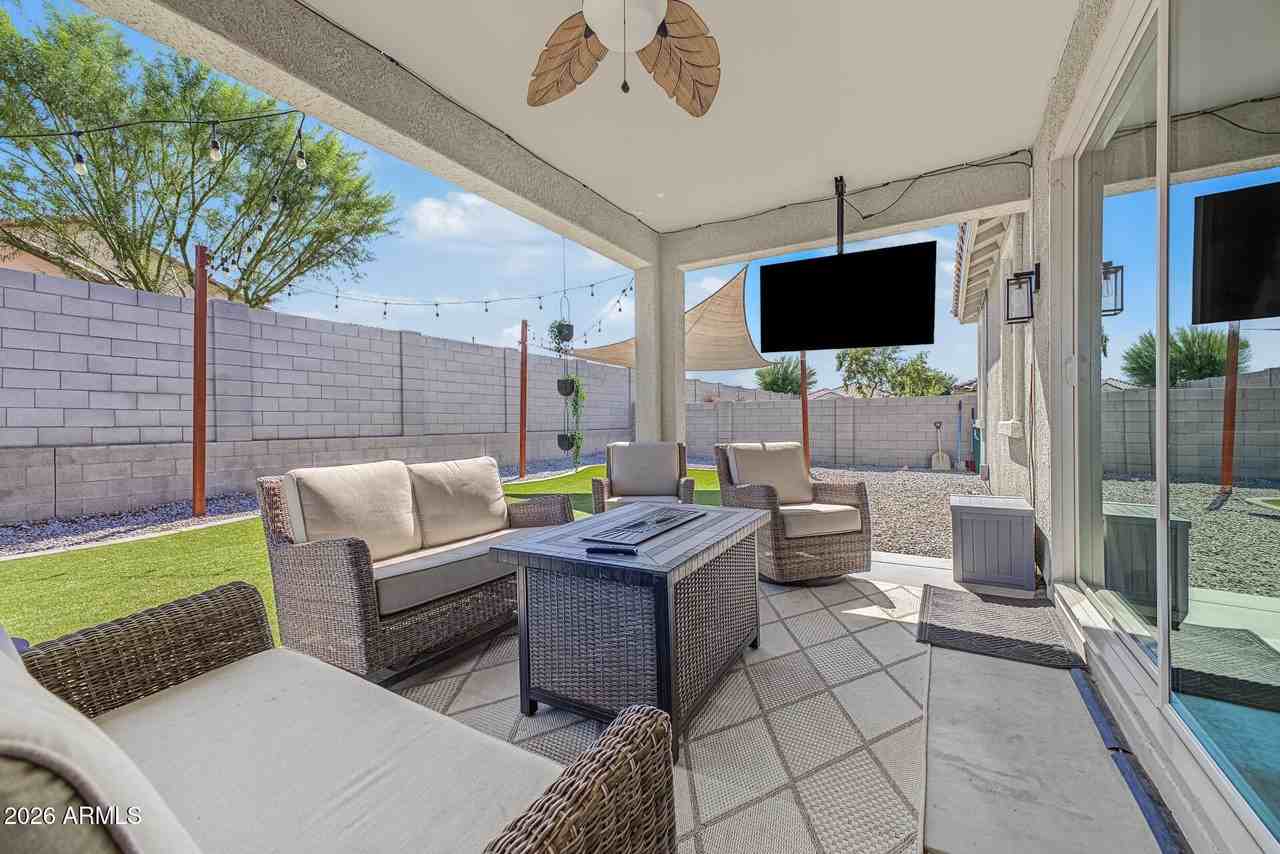 14969 S 180th Dr - Photo 2 of 32