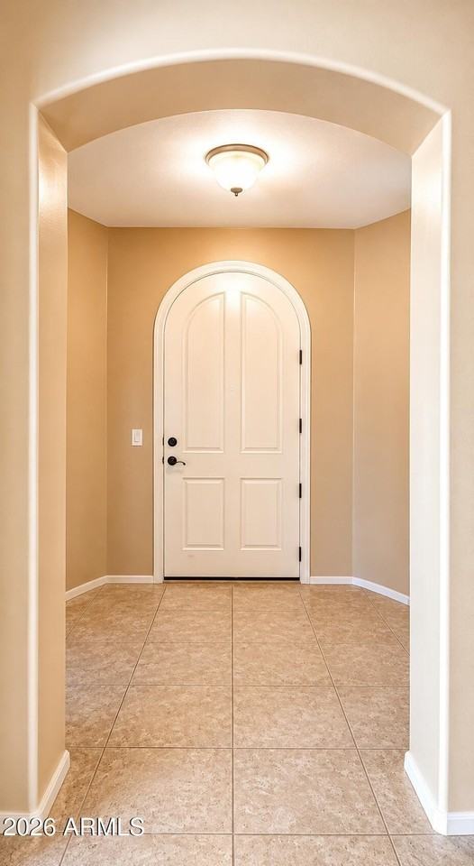 969 S Huish Dr - Photo 5 of 42