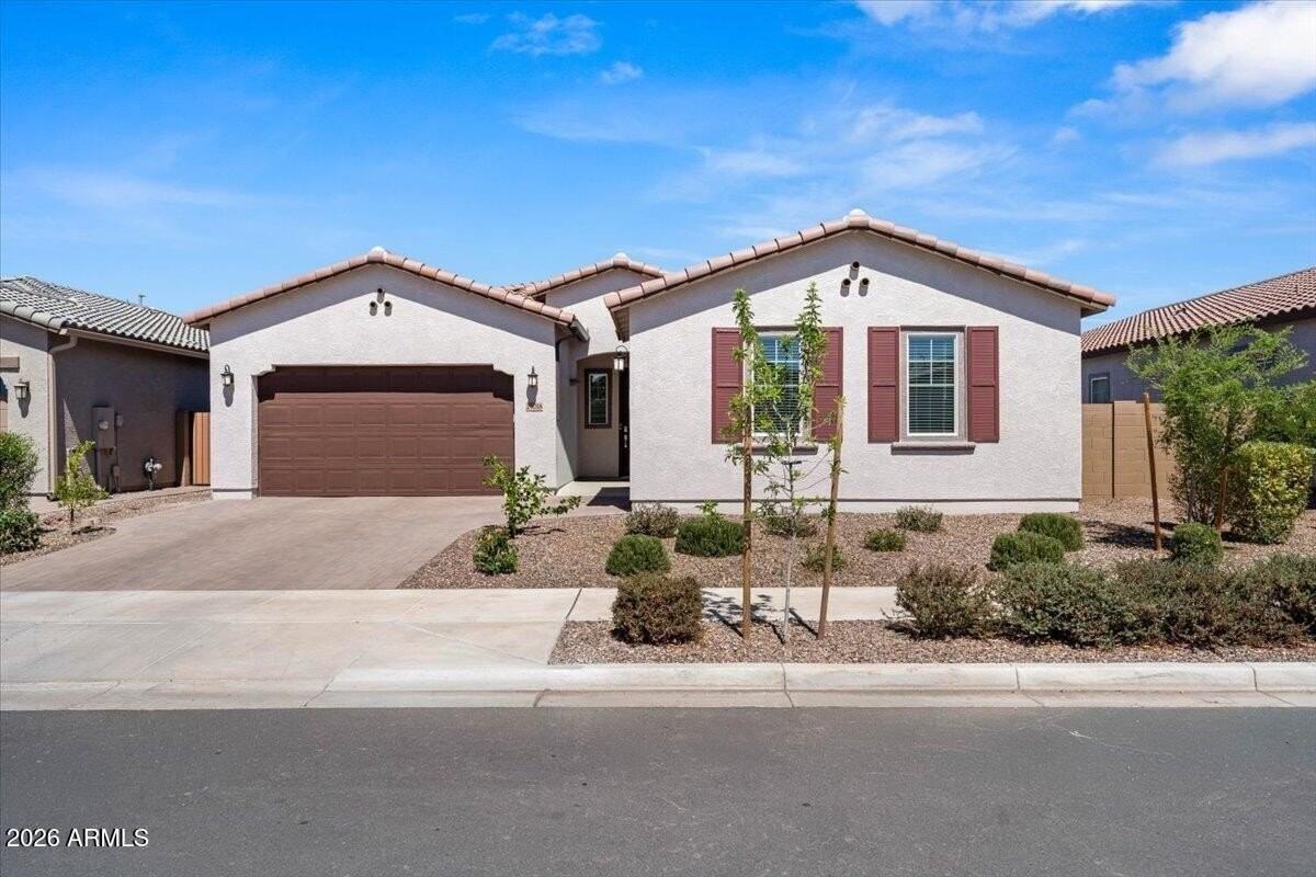 23018 E Lords Way - Photo 3 of 50