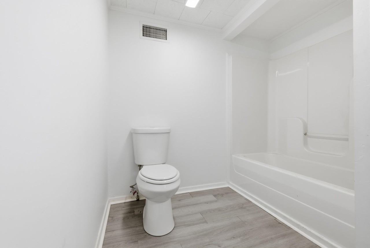 6688 W Main St #1 - Photo 7 of 8